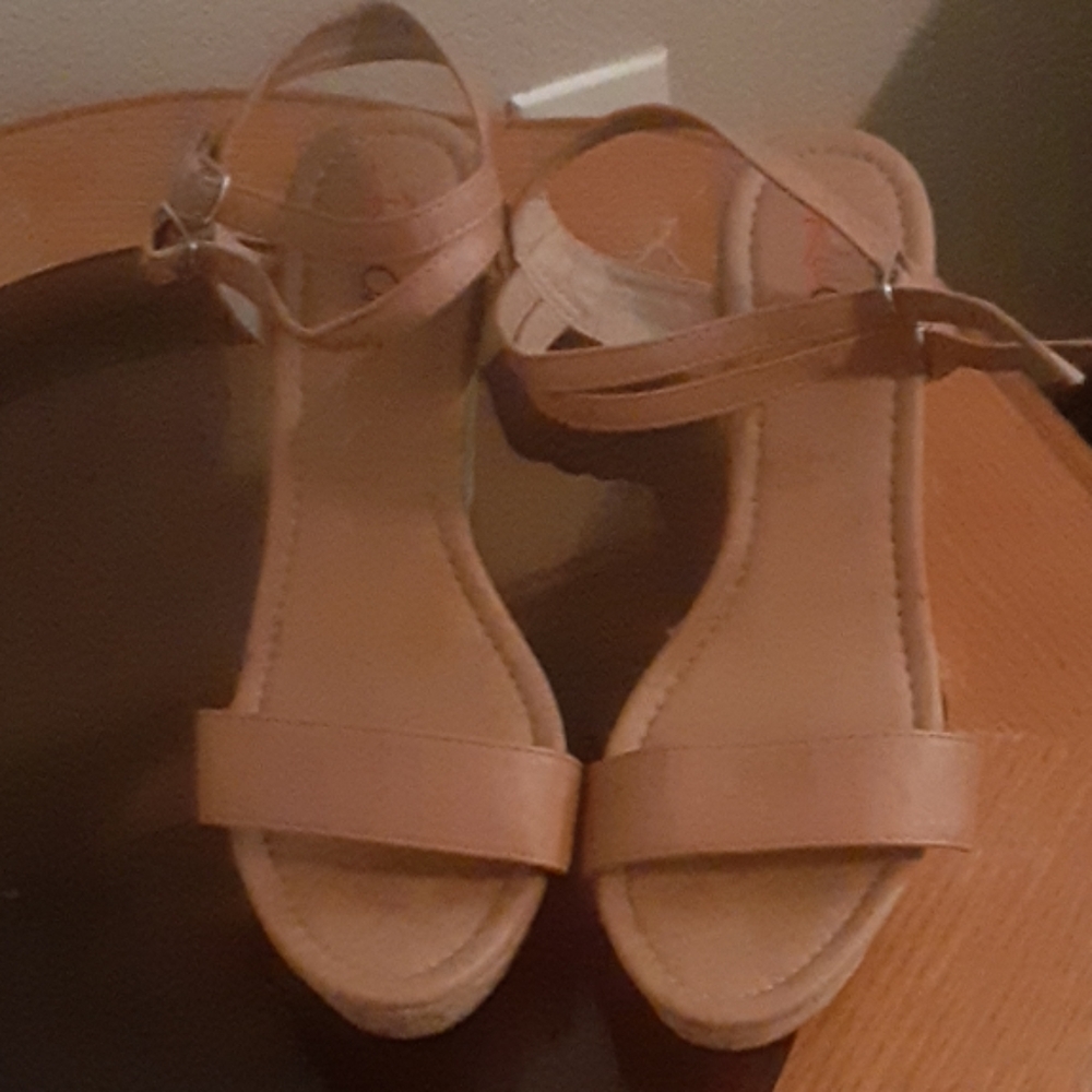 Tan Wedges